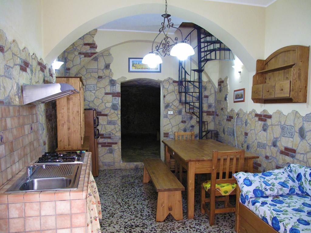 Diving Center Punta Stilo Apartamento Quarto foto